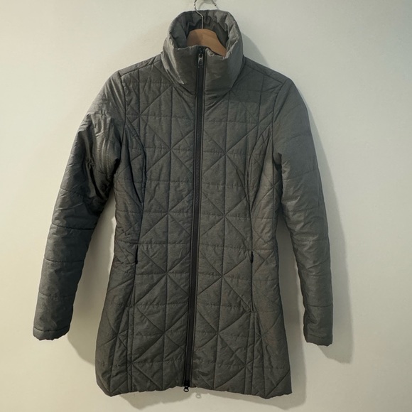 The North Face Embroidered Puffer Parka - Picture 3 of 8